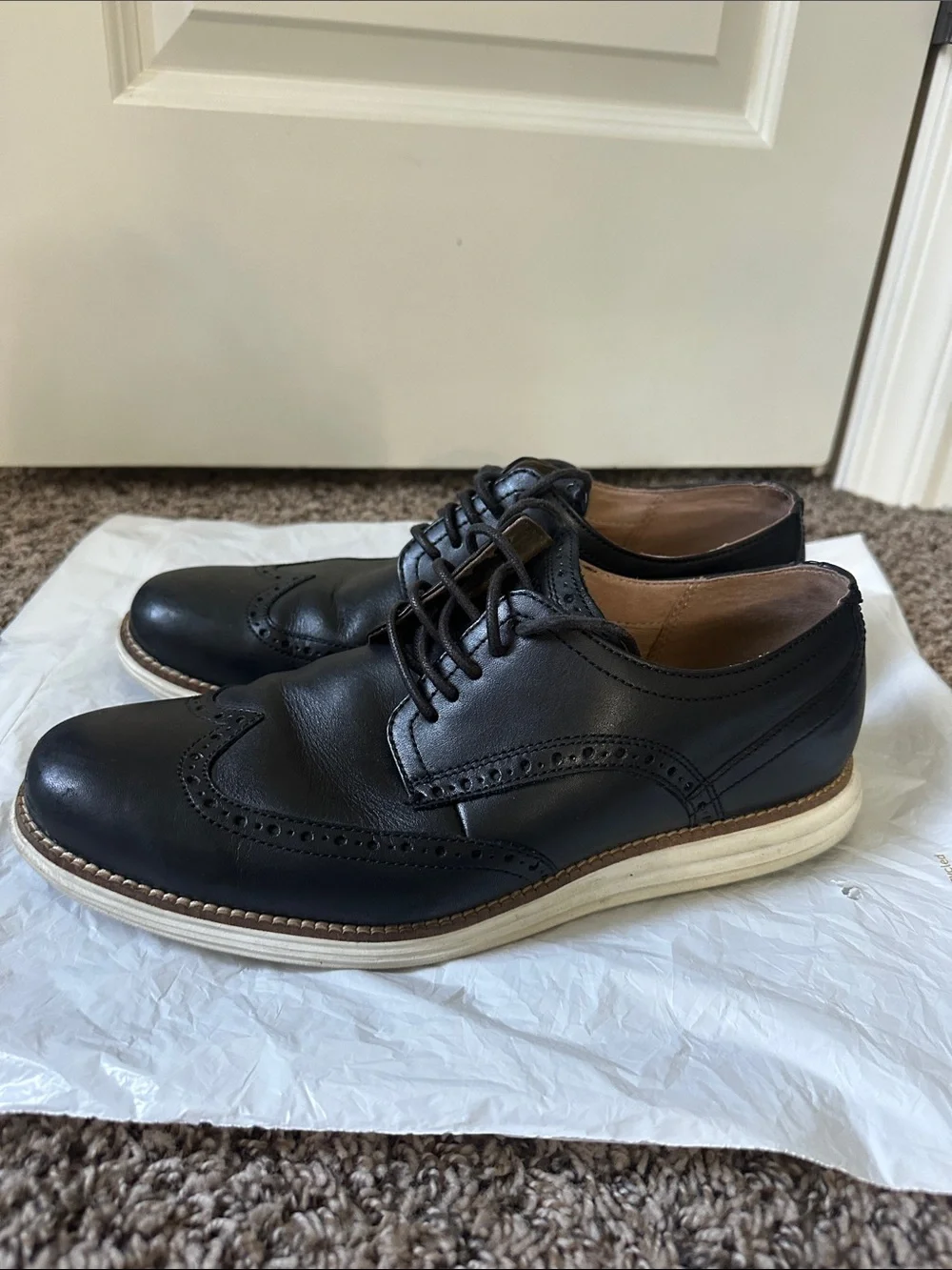 Cole Haan Black Leather Wingtip Derby Oxfords with White Contrast Sole